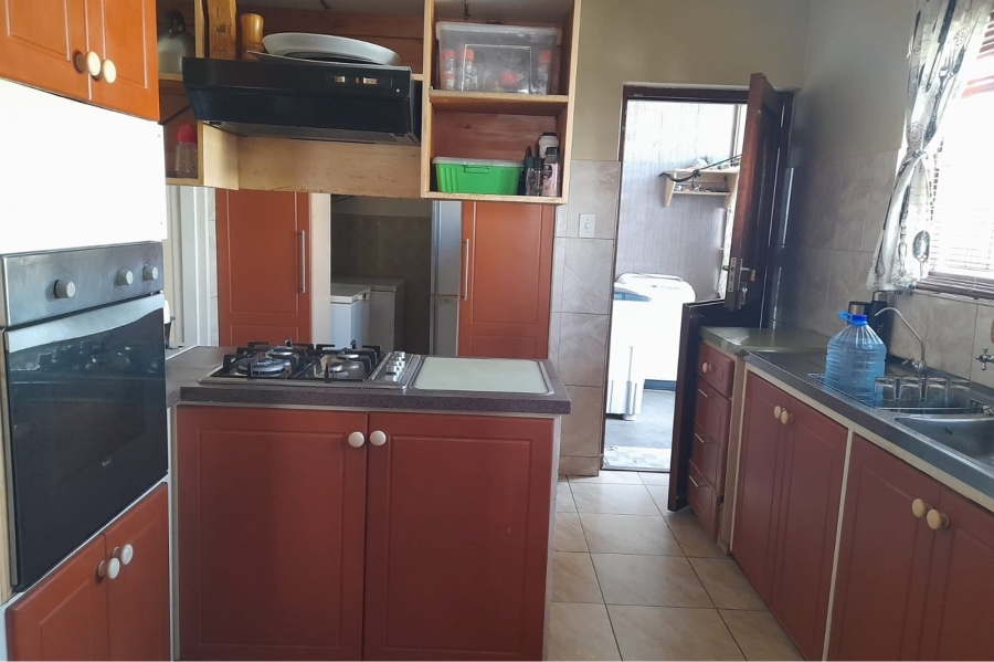 3 Bedroom Property for Sale in Firgrove Western Cape